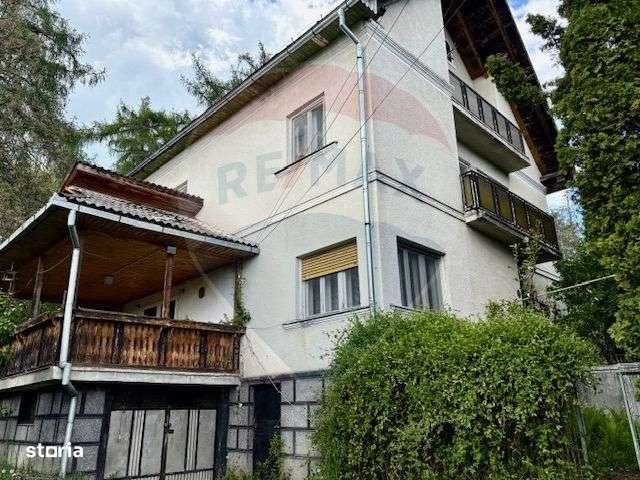 Casă / Vilă cu 7 camere de vânzare - Imagine principală: 2/20