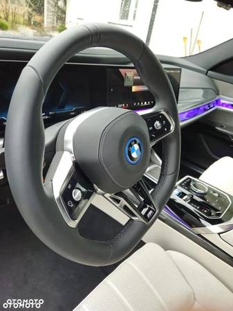 BMW i7 eDrive50 - 22