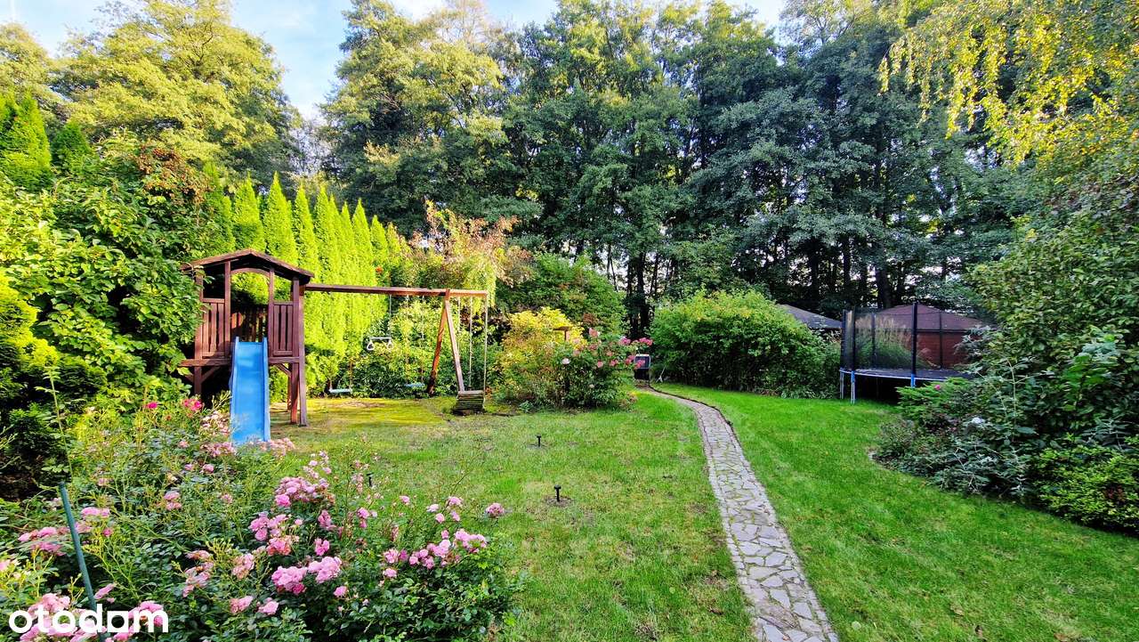Nowoczesny dom, w mieście pod lasem, dwustanowiskowy garaż, 6 pokoi-19