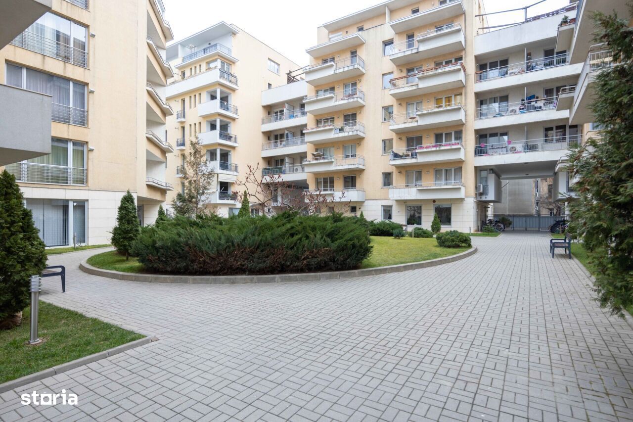 De vanzare 4 camere - penthouse duplex - Mitropolie - 11 Iunie -