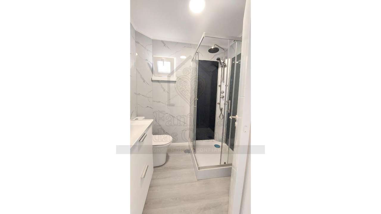 T3 Renovado a 10 Minutos de Lisboa-14