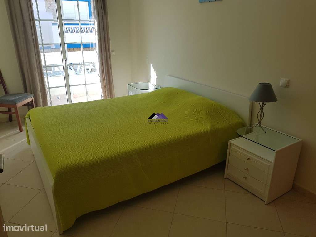 Moradia T3+1 com Estacionamento, Logradouro e Sótão-27