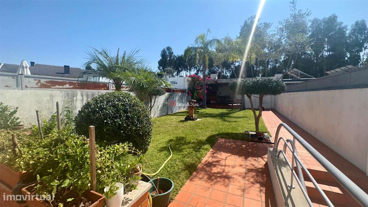 Moradia em Banda T4 Venda em Canedo, Vale e Vila Maior,Santa Maria da-26