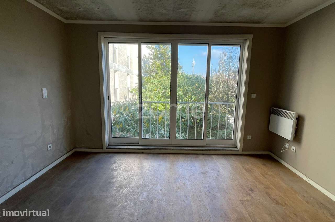 Moradia para recuperar na Foz do Douro - Grande imagem: 5/24