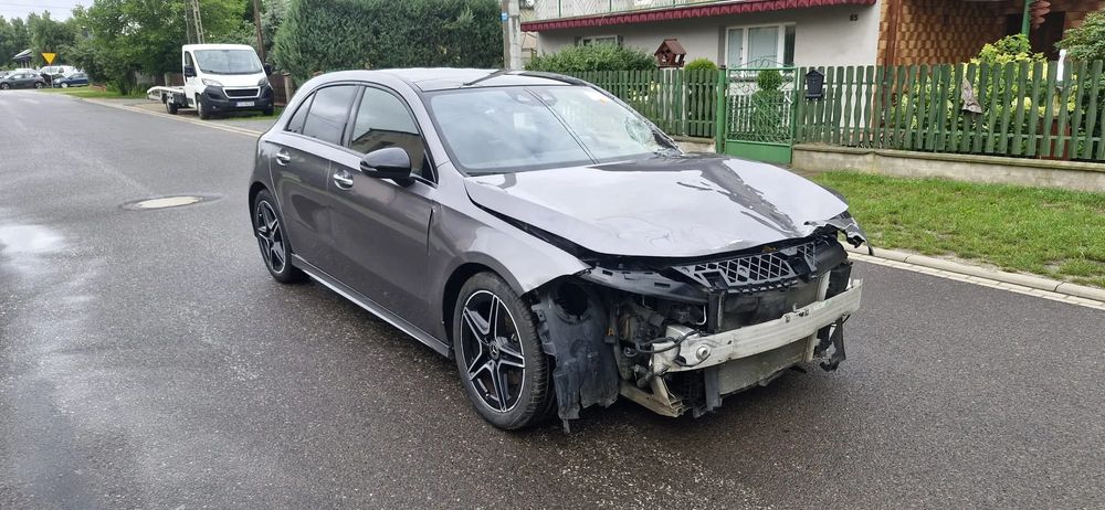 Mercedes-Benz A W177 (2018-) 200 d 8G-DCT Edition AMG Line 2022