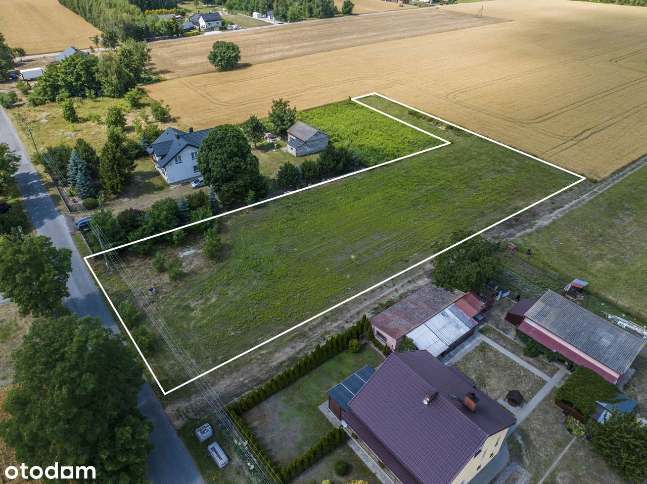 Blisko 3000m2 w pięknym miejscu pod dom z warunkami i projektem-5