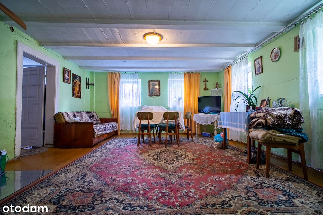 Dom z garażem i poddaszem w spokojnej okolicy-7