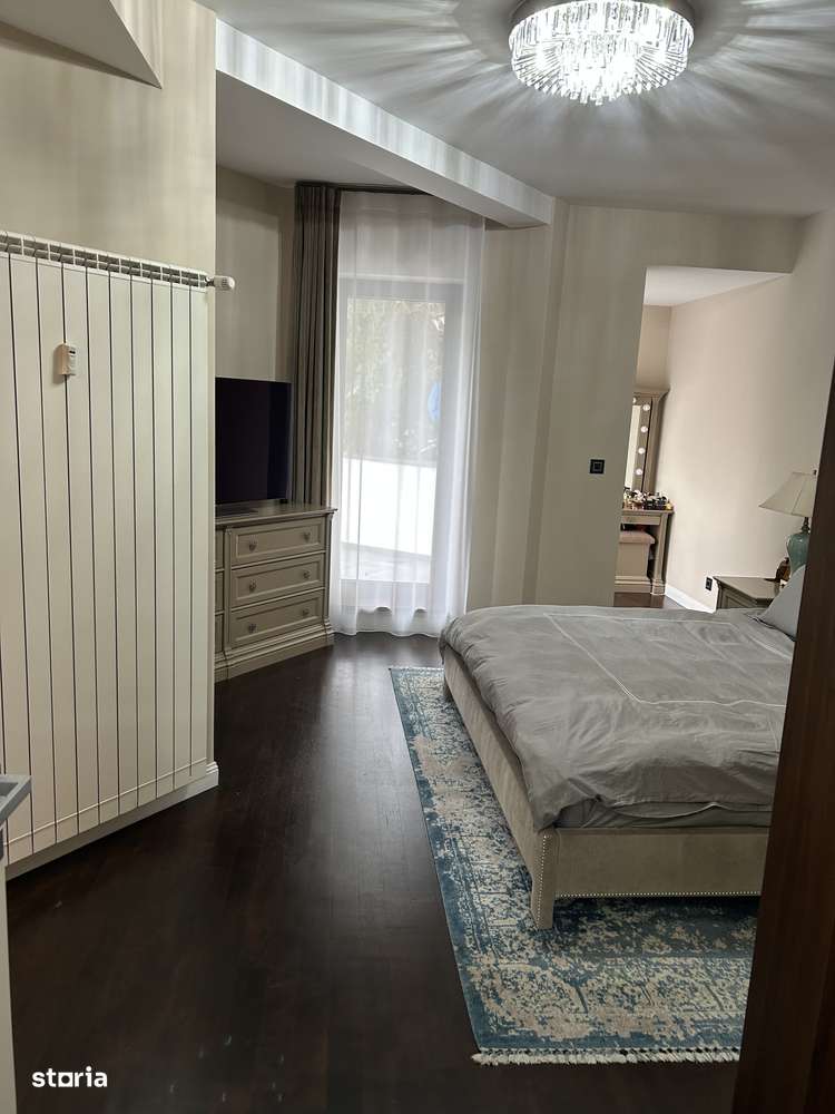 Herastrau/Cartierul Francez/strada Aron Cotrus la 5 minute de Parc-14