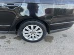 VW Passat 2.0 TDI DPF BlueMotion Comfortline - 5