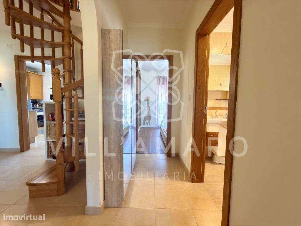 Apartamento T2 + 1, suíte, varandas, elevador e parqueamento na Mal...-5