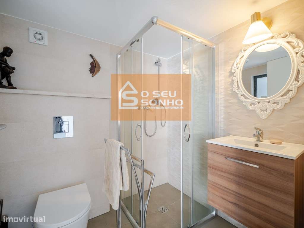 Moradia T3 + 1 com Piscina-46