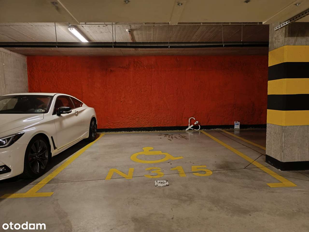 UNIKALNE MIEJSCE POSTOJOWE PRZYSTOSOWANE DLA OSÓB NIEPEŁNOSPRAWNYCH-0