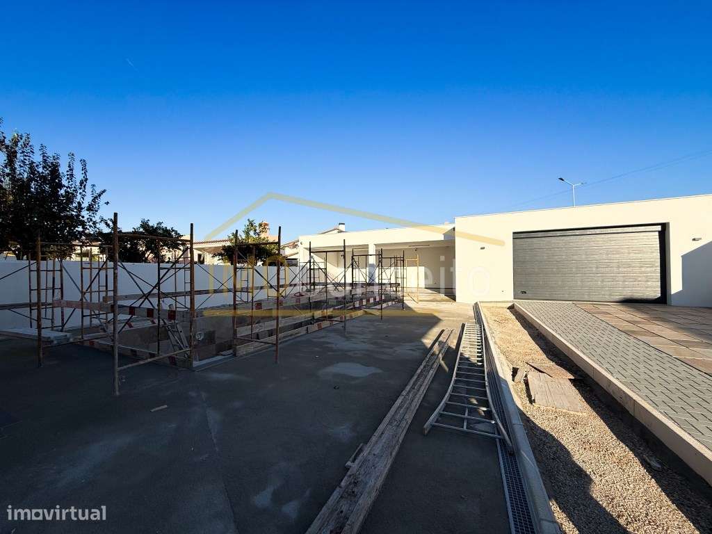 Moradia T5 Venda Entroncamento-30