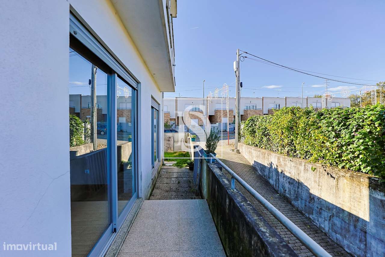 Apartamento T3 em Galegos (São Martinho)-22