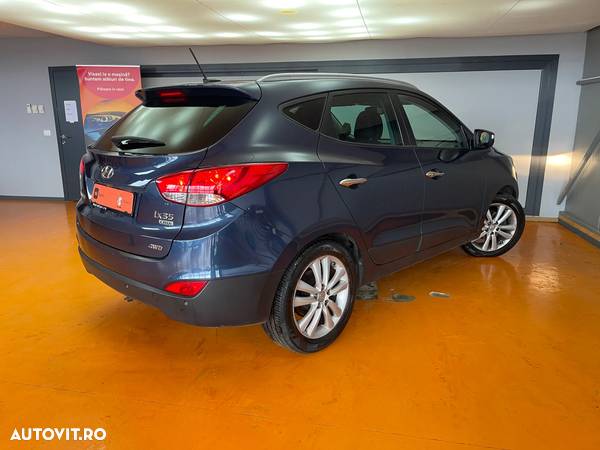 Hyundai ix35 2.0 CRDi 4WD Automatik Style - 4