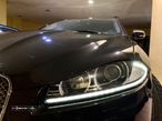 Jaguar XF 2.2 D Premium Luxury - 12