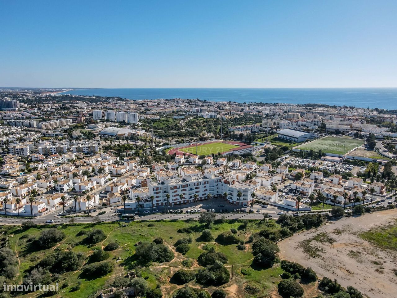 Apartamento T3 com 161m2 e lugar de garagem em Albufeira