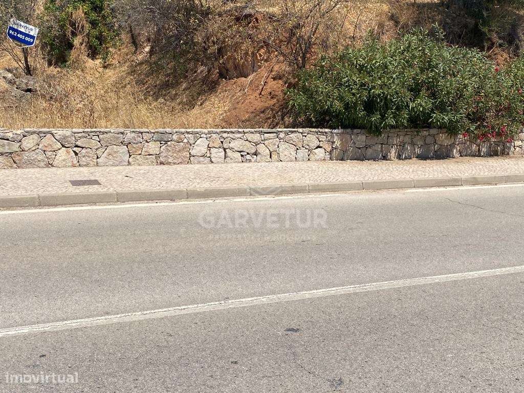 Terreno rústico em malha urbana, Salir, Algarve - Grande imagem: 2/13