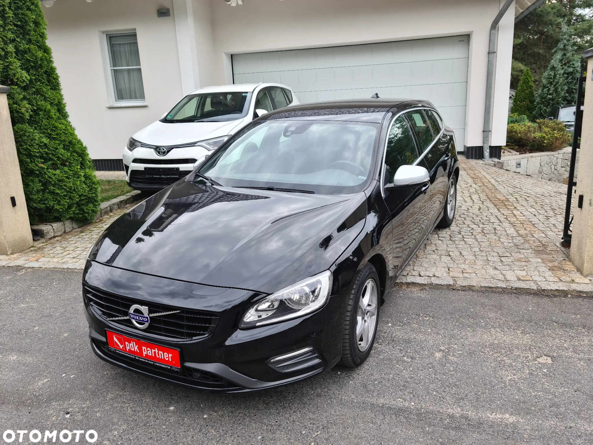 Volvo V60 D3 Drive-E R-Design Momentum - 28