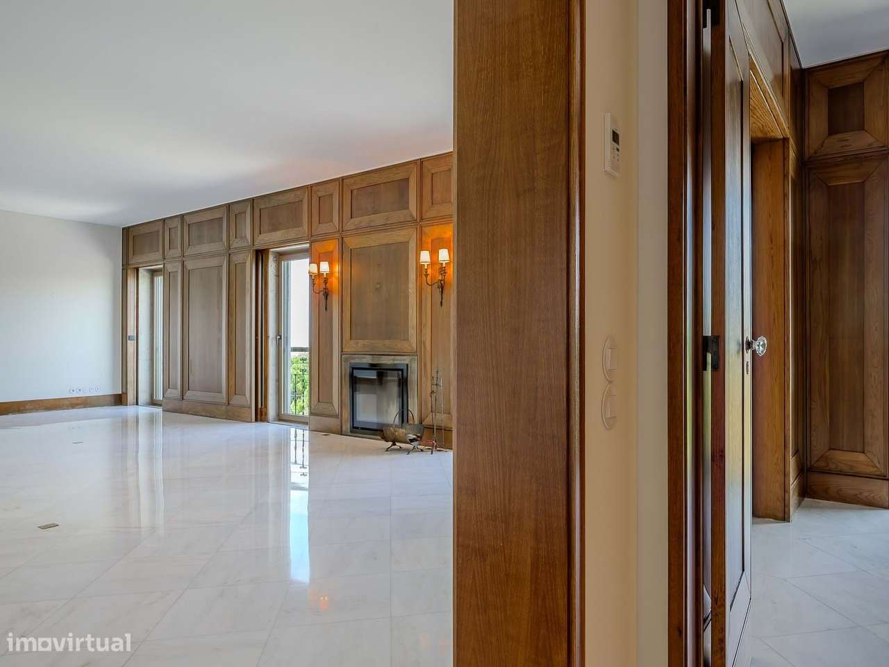 Extraordinário apartamento com 7 divisões na Av. Sidónio Pais - Grande imagem: 3/57