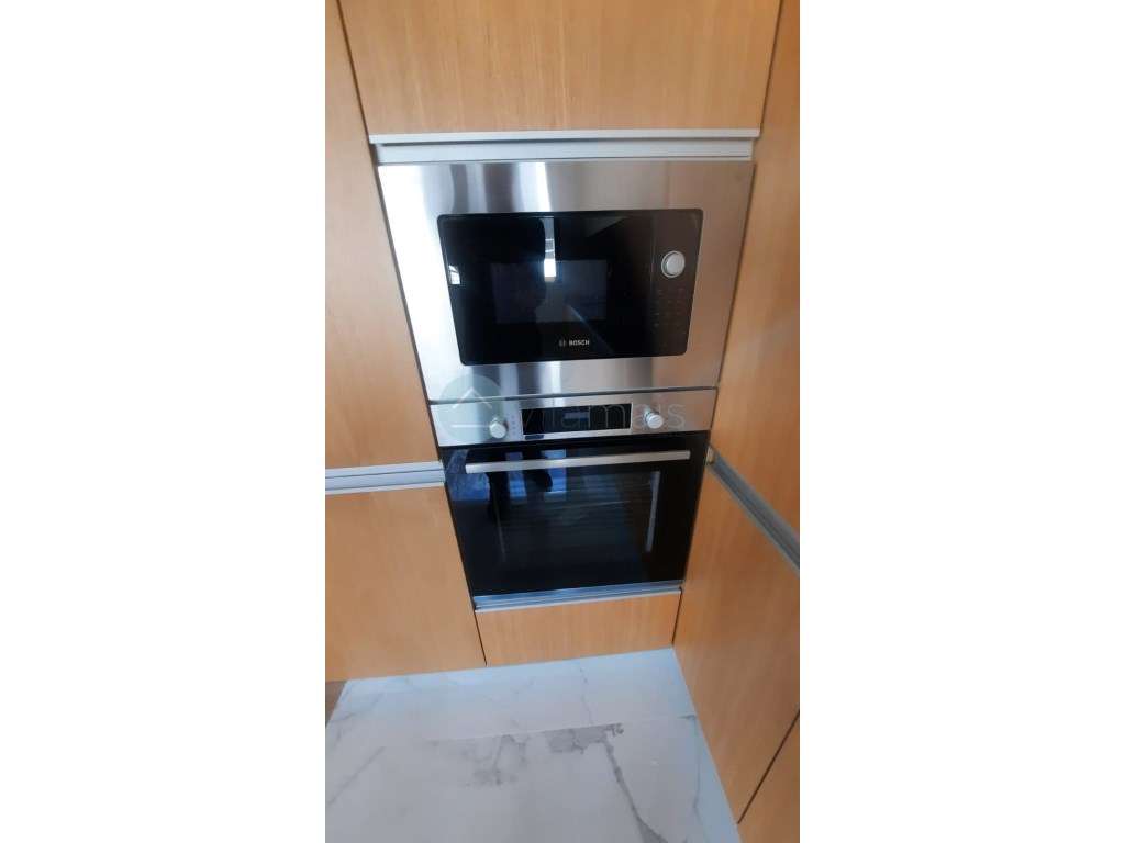 T1 Novo Praia de Lavadores - Grande imagem: 4/16