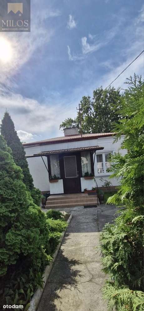 Parterowy dom z dużą działką na Bielanach-2