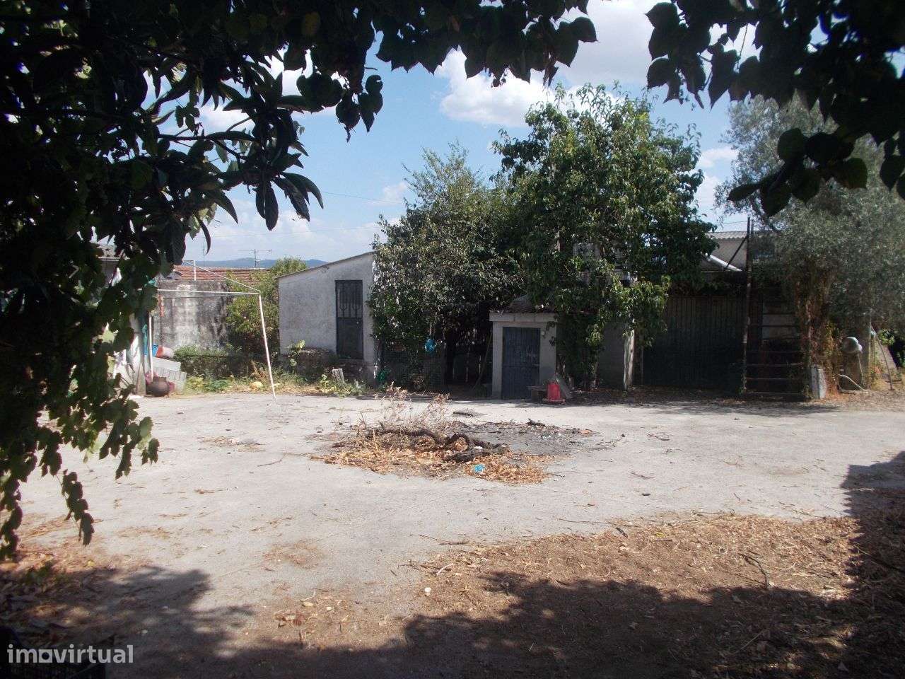 Chaves Moradia e Terreno 5 minutos Centro Cidade-11