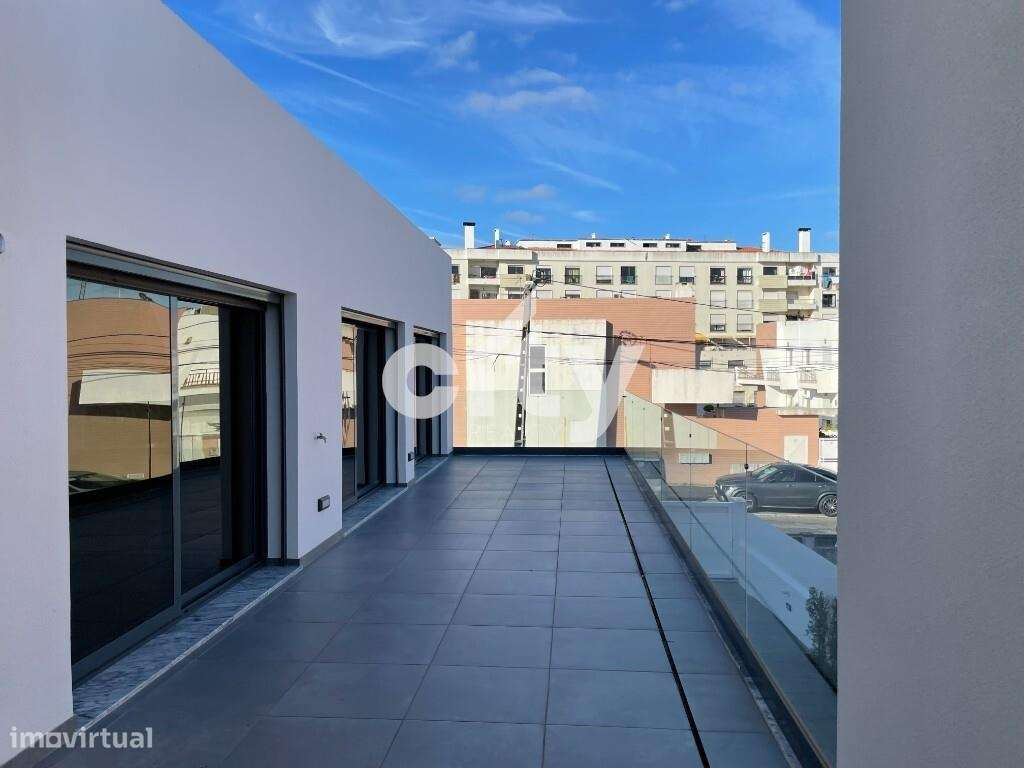 Apartamento T3 Box-32