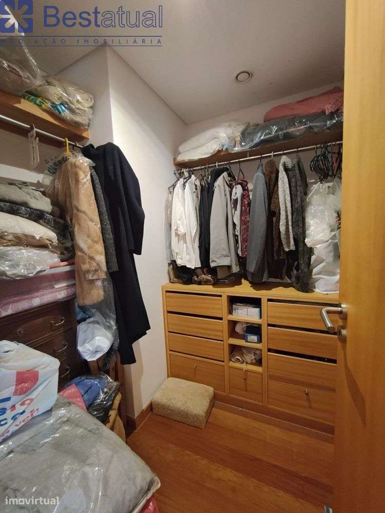 T 3 - 2 Suites -Cond. fechado -Vistas deslumbrantes-23