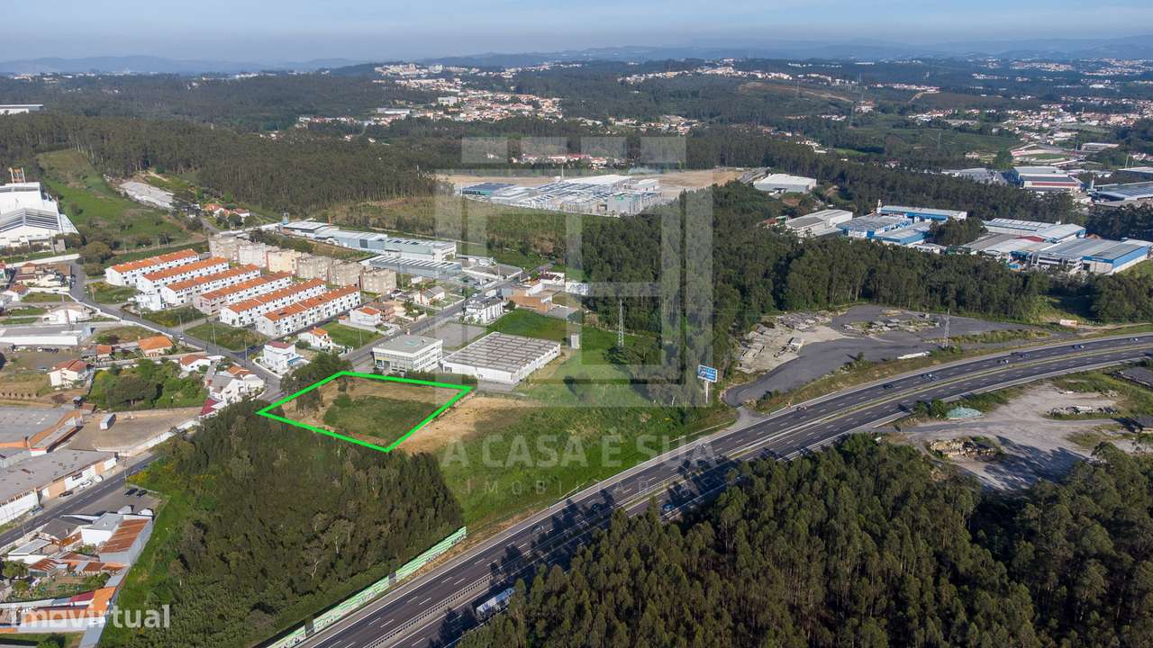 Venda conjunta de 2 terrenos urbanos em Rio Meão, S.M. Feira-15