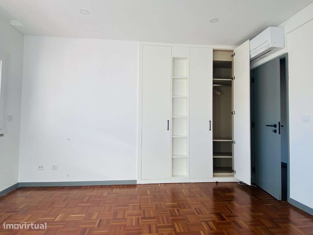 Moradia T3 com Piscina em Sesimbra-26