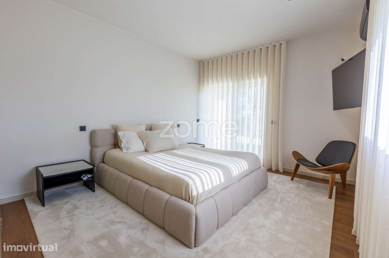 Luxo, privacidade e tecnologia - T4+1 Premium em Guimarães-24