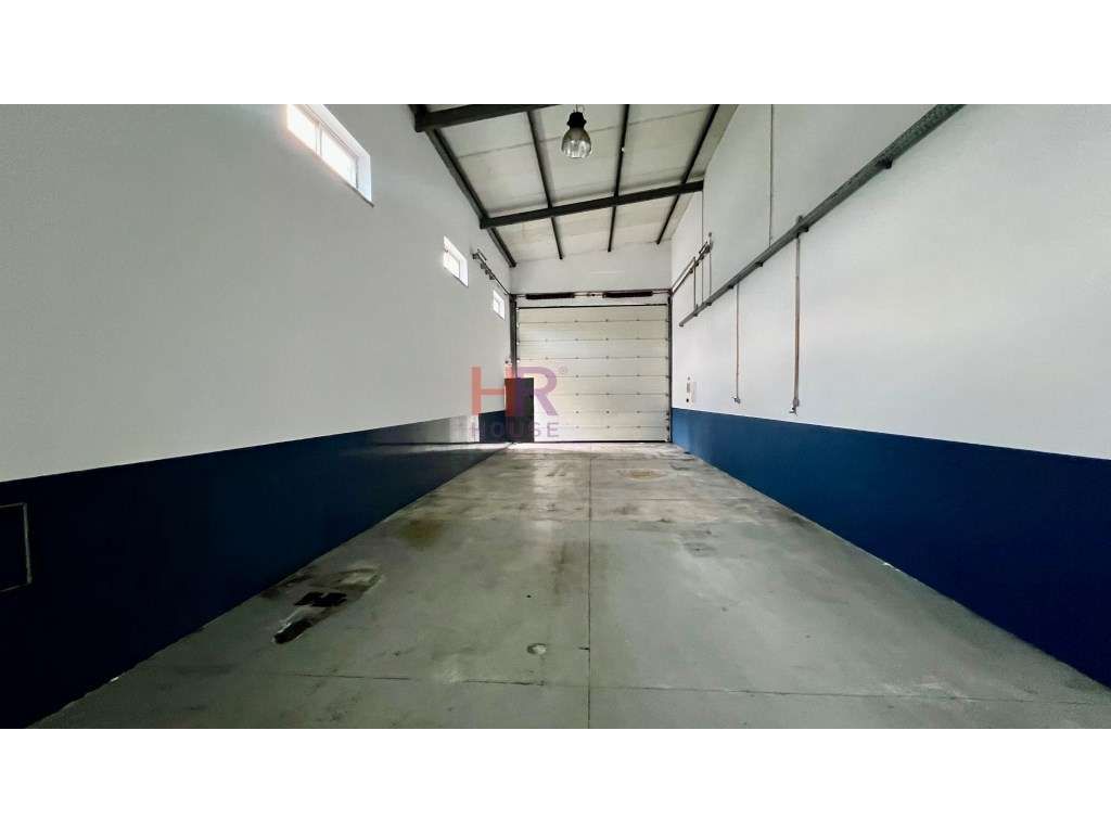 Arrenda-se Armazém - Coimbra - Grande imagem: 3/10