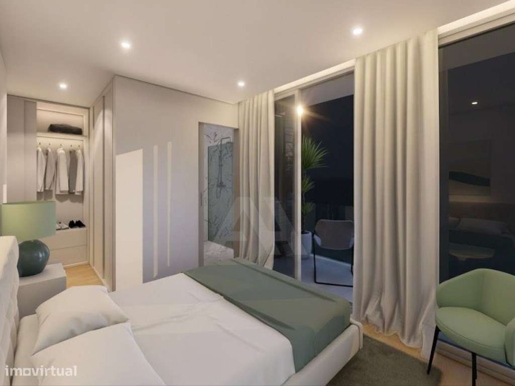 Apartamento T2 com Rooftop, junto à Praia da Consolação-7