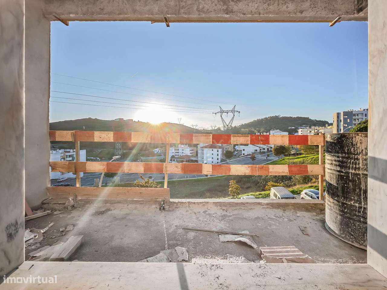 T2 NOVO – MOINHO DO GUIZO (Lote B19) 1º Andar-27