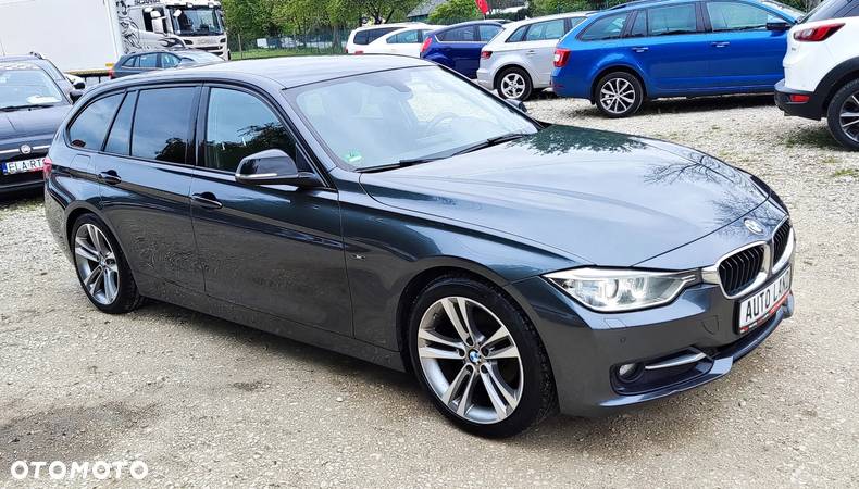 BMW Seria 3 318d Touring Sport Line - 23