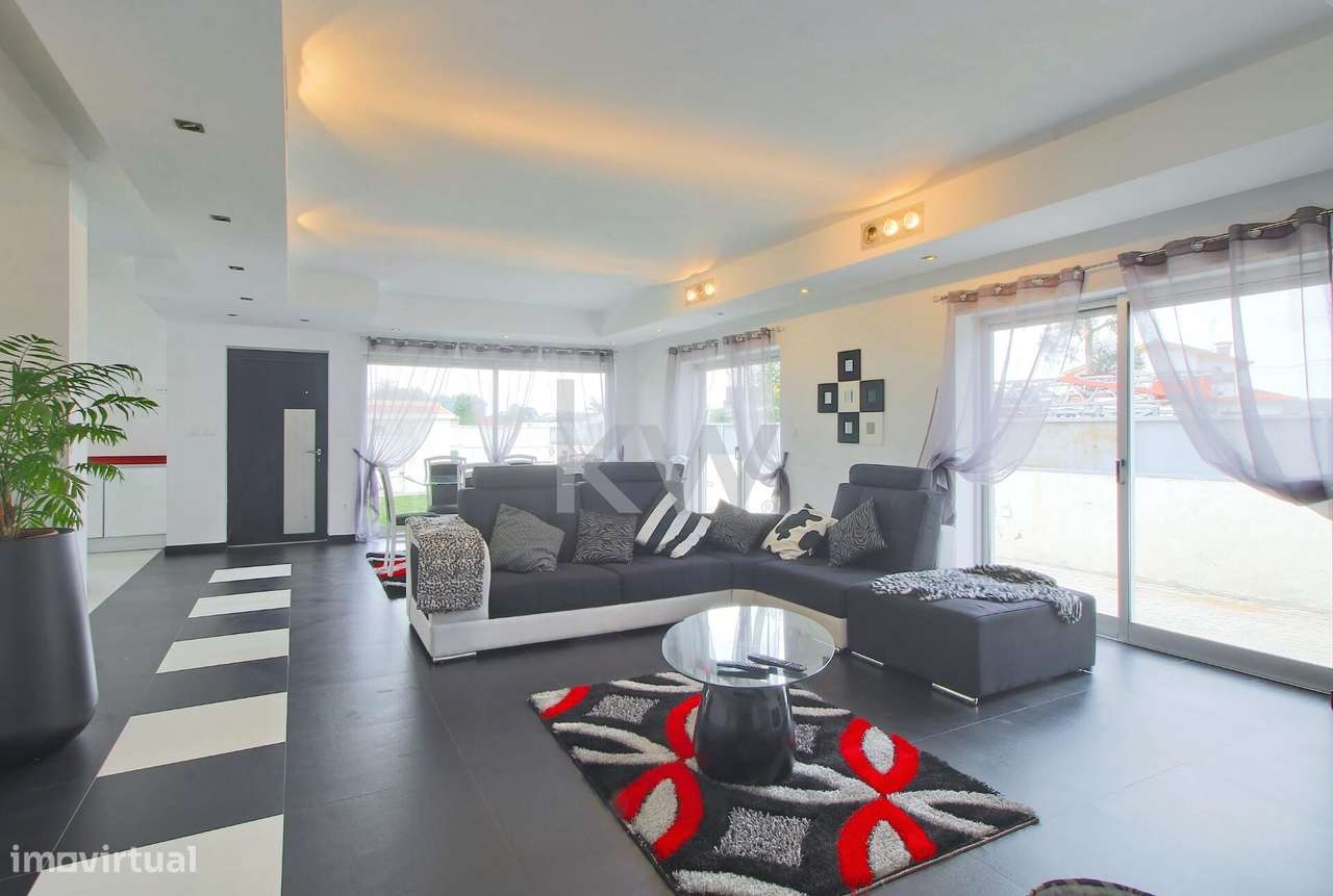 Moradia 3 quartos | anexos | jardim em Oliveirinha-8