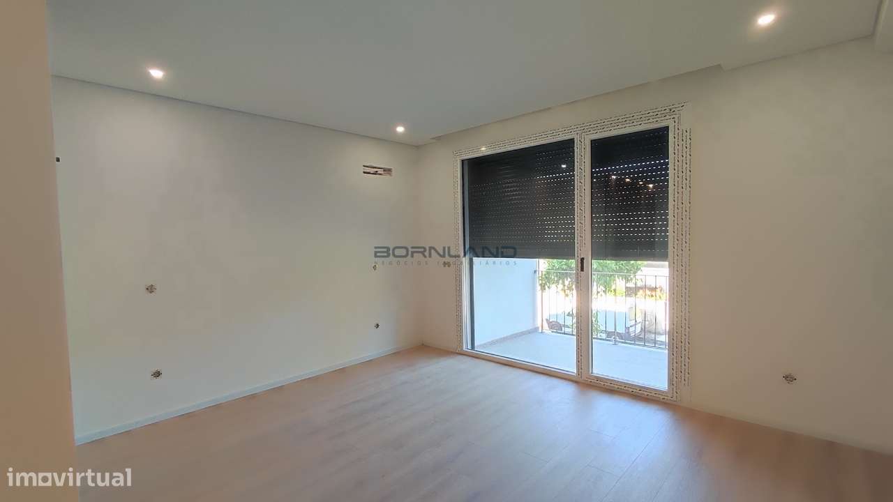Moradia Geminada T4 - Pronta habitar-17