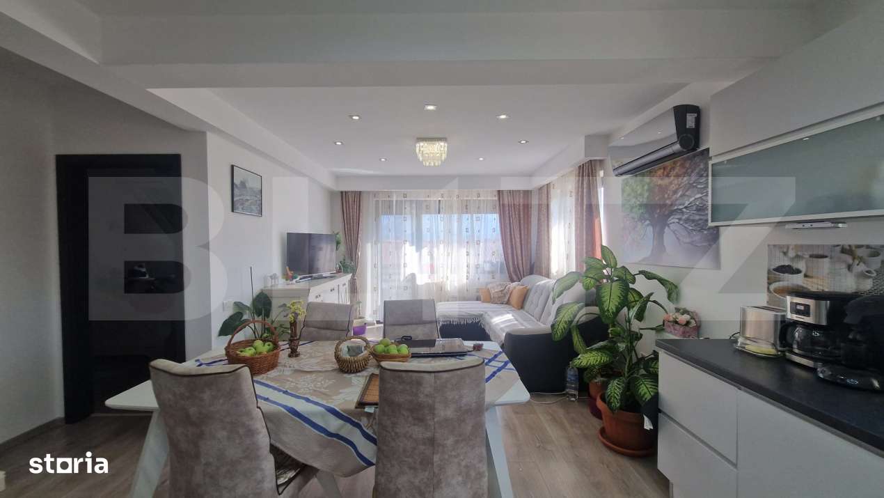 Apartament 4 camere zona Tractorul , luminat decomandat 17 mp terase - Imagine principală: 1/17