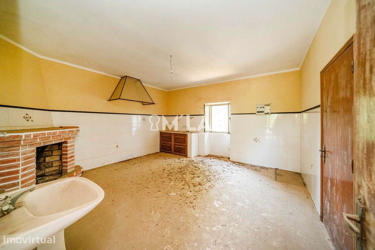 Quinta com moradia T3, em Pedralva - Braga-17