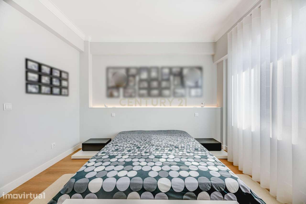 Fantástico T4 Alvalade com varandas, estacionamento e arrecadação-46