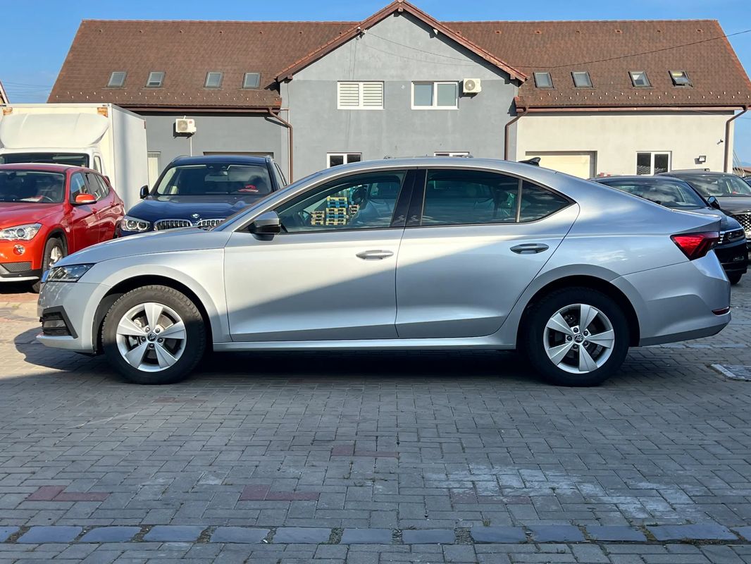 Skoda Octavia 1.5 TSI Ambition - 2