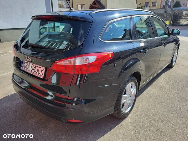 Ford Focus 1.6 Edition - 6