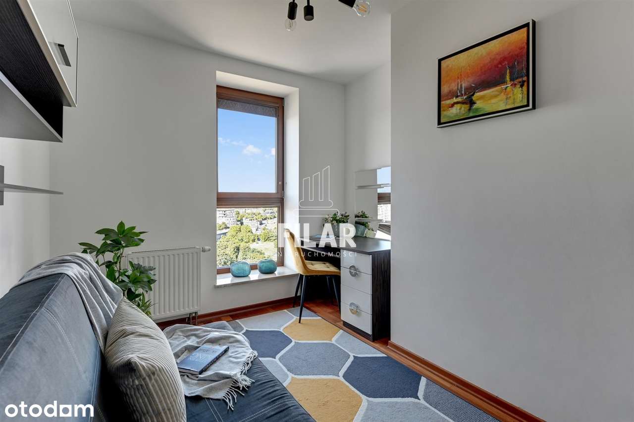 Sea Towers, komfortowe 3 pokoje z balkonem i halą-10