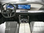 BMW Seria 7 - 15