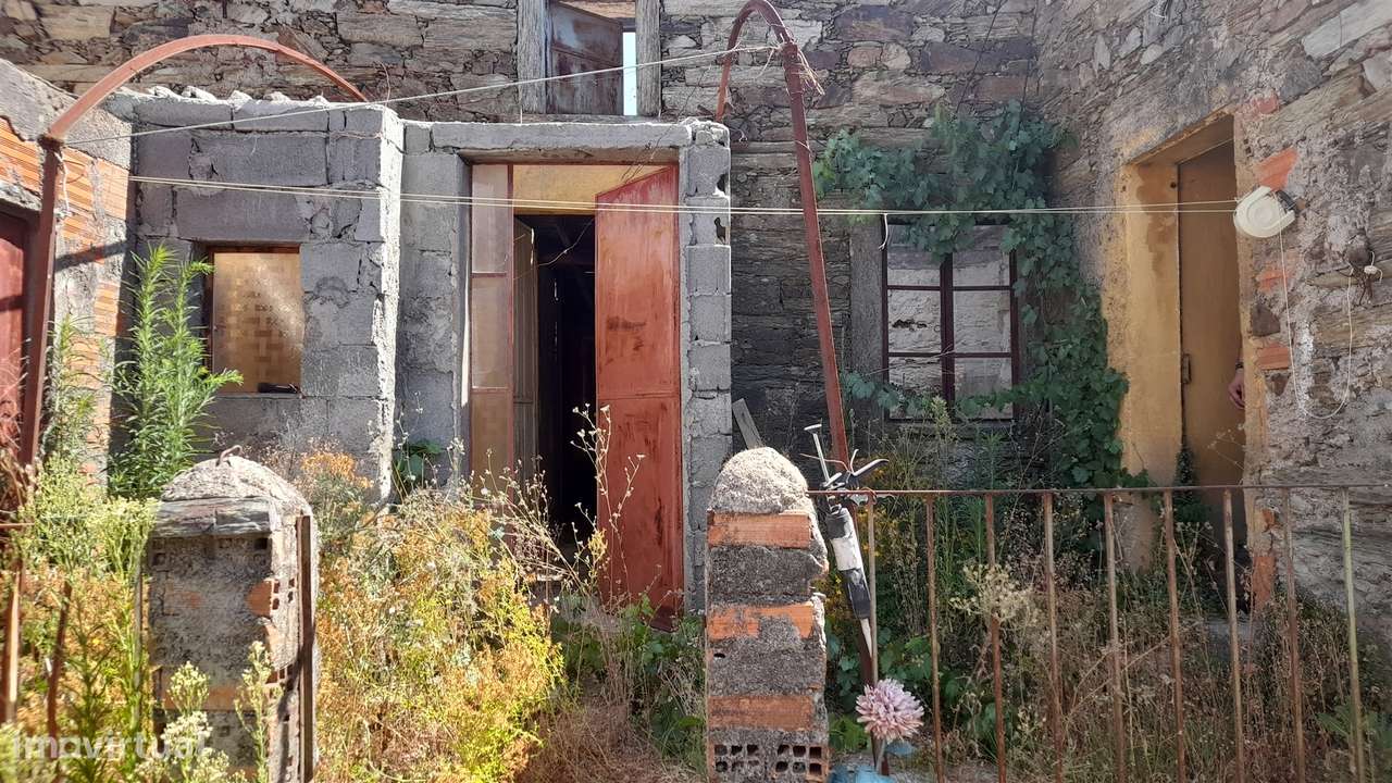 Moradia em Banda T4 DUPLEX Venda em Benquerenças,Castelo Branco-14