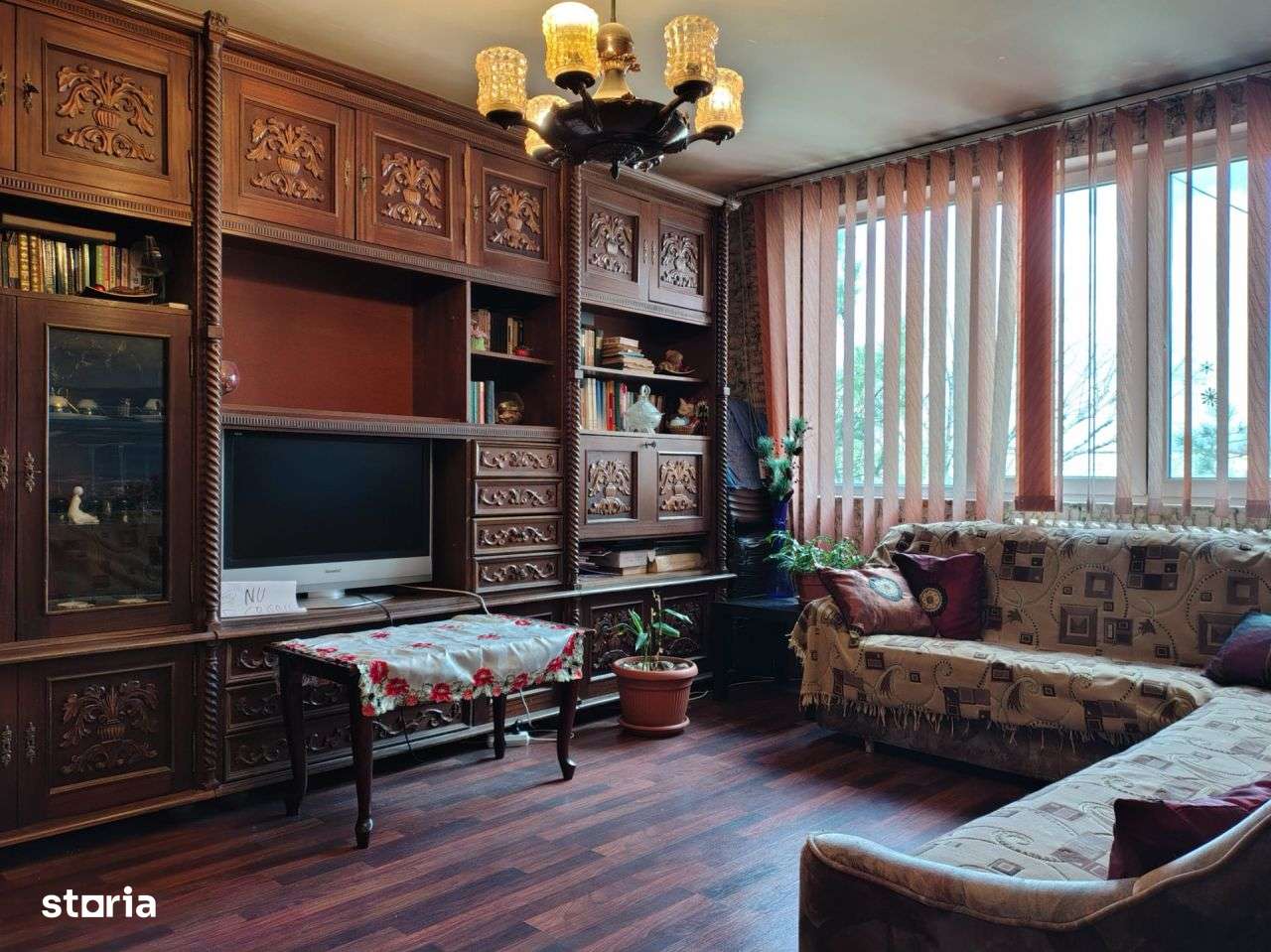 Vanzare 3 camere Zona Giurgului Strada Spinis Comandat