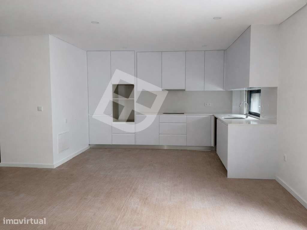 Apartamento T2 com terraço - Centro de Esgueira - Grande imagem: 4/23