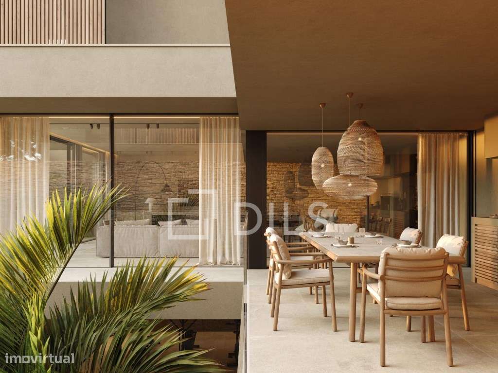 Moradia T4+1 com jardim e piscina privativa em Alcabideche - Grande imagem: 4/35