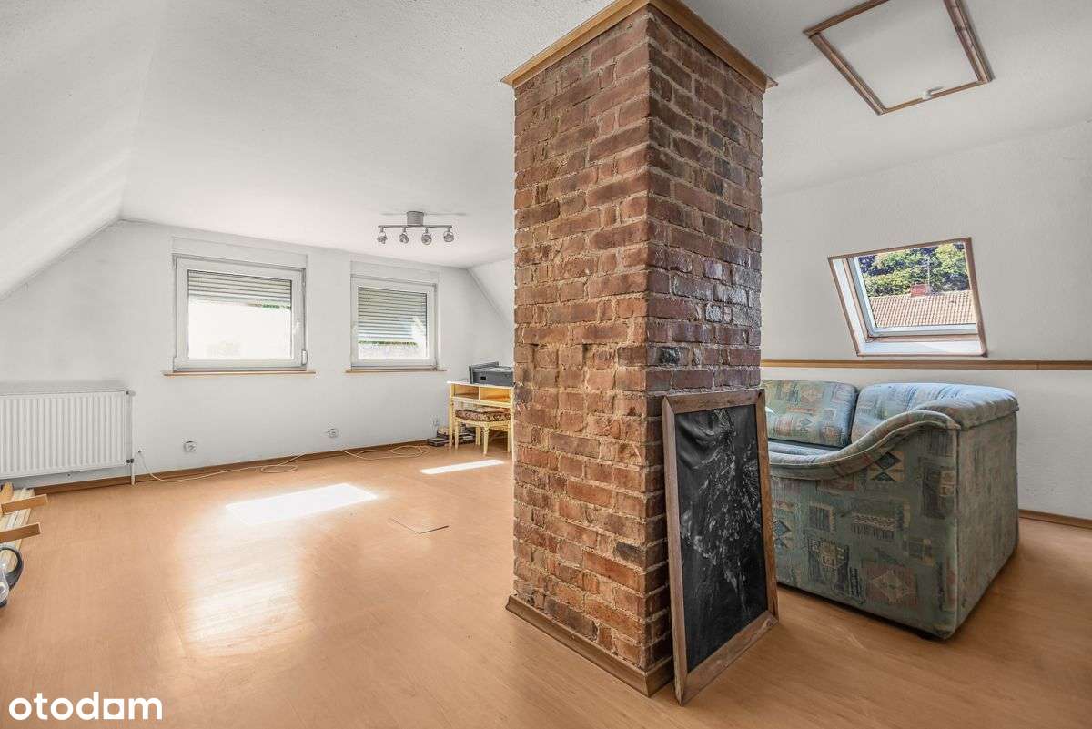 Tuż przy wejściu do Parku Grabiszyńskiego-12